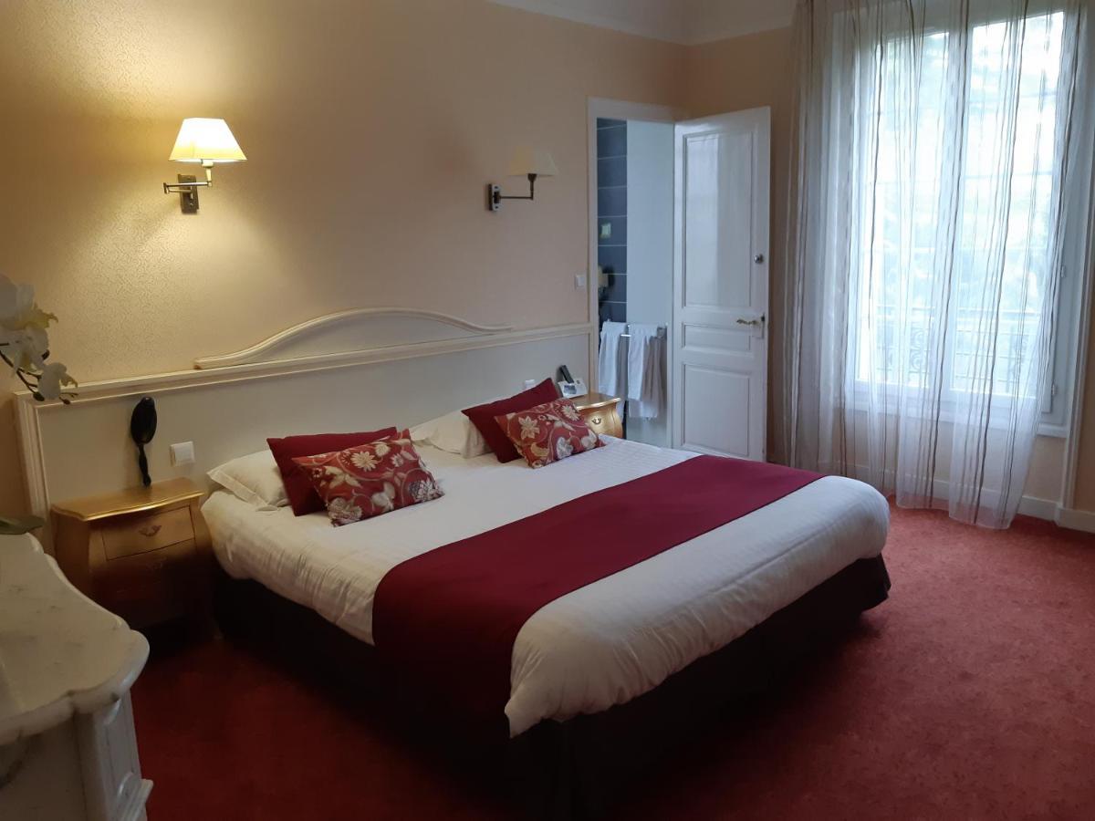 Logis Hotel Restaurant Le Parc サルブリ エクステリア 写真