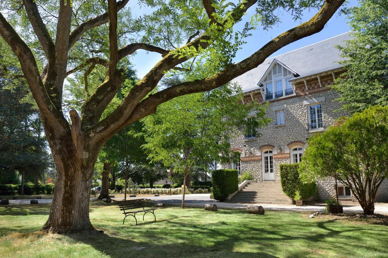 Logis Hotel Restaurant Le Parc サルブリ エクステリア 写真